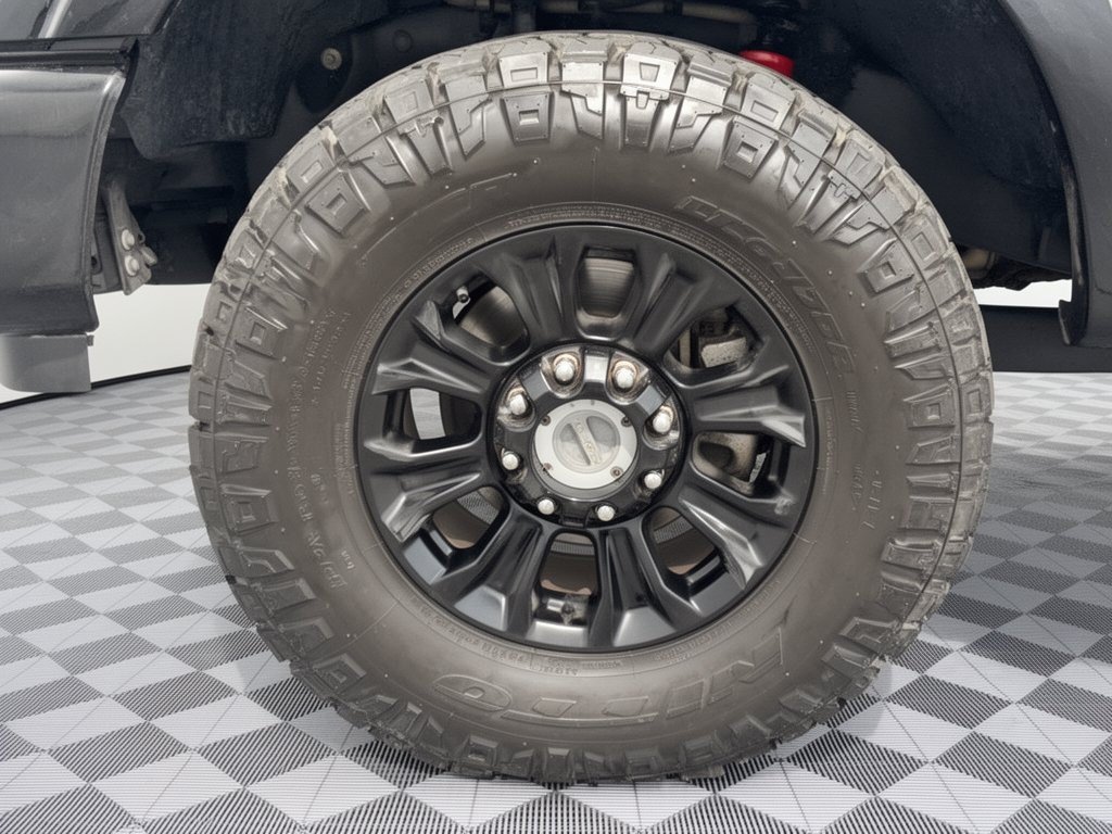 Certified 2022 Ford F250 Lariat w/ Tremor Off-Road Package AWD/4WD image 13