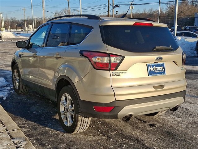 Certified 2018 Ford Escape SE w/ Ford Safe & Smart Package image 2