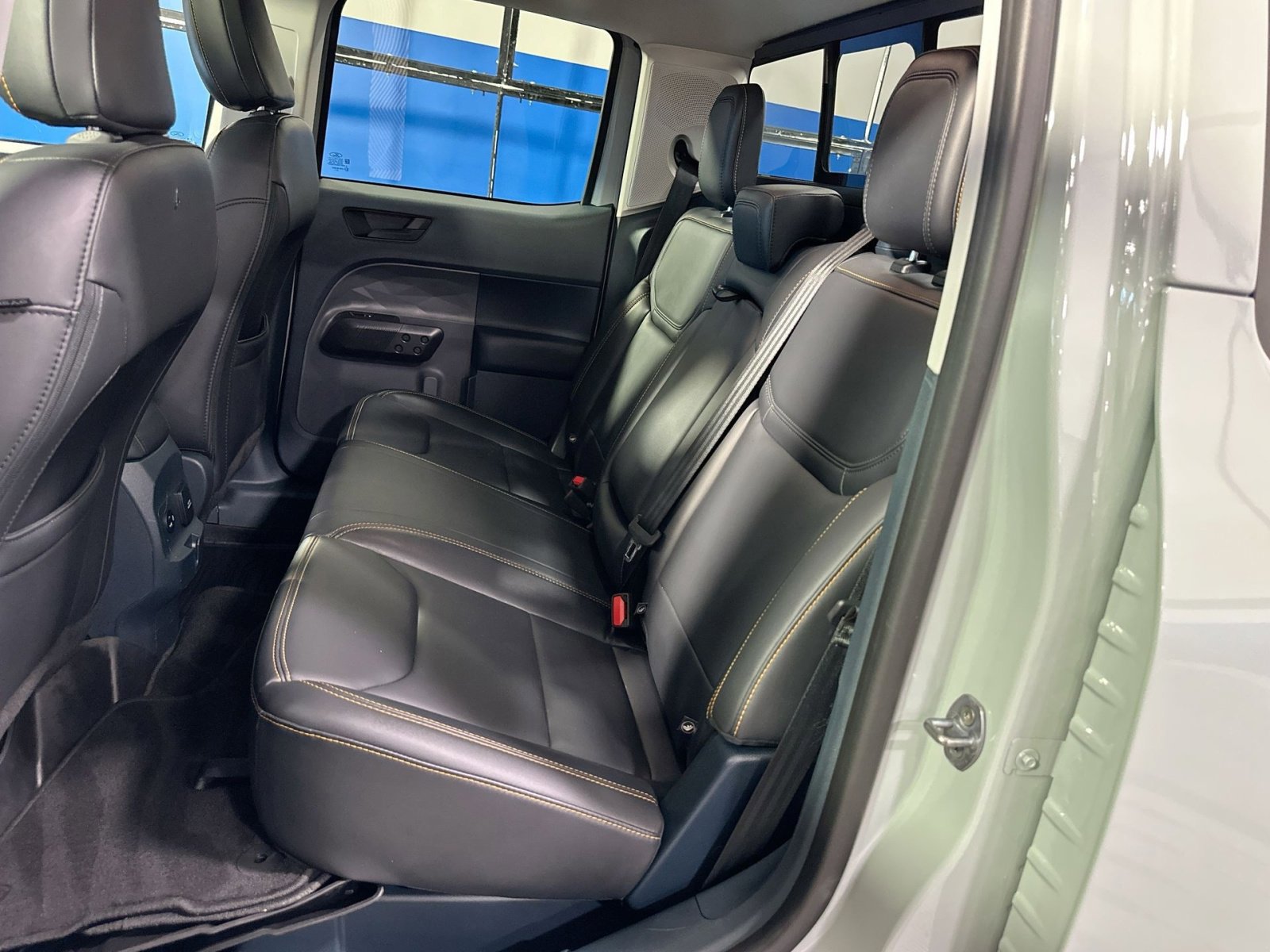 Certified 2024 Ford Maverick Tremor w/ Tremor Off-Road Package AWD/4WD image 32