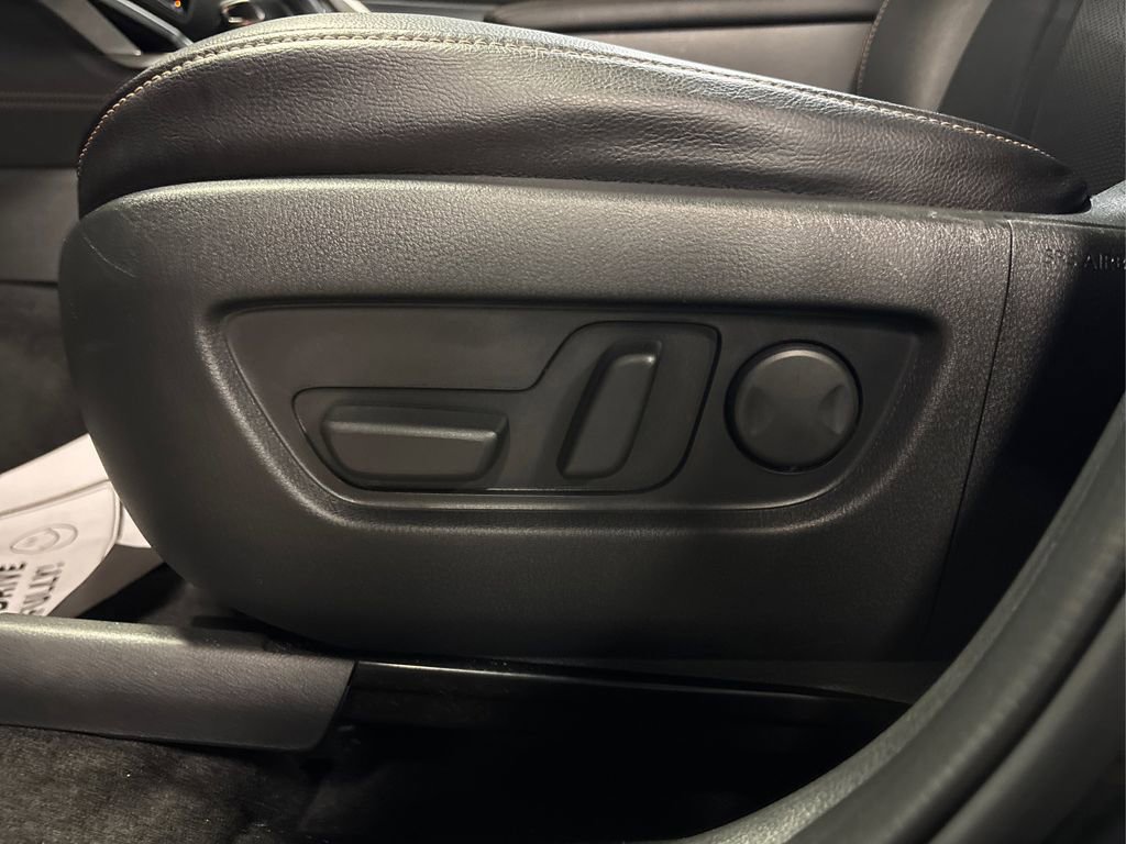 Used 2025 MAZDA CX-90 3.3 Turbo w/ Premium Sport Pkg AWD/4WD image 29