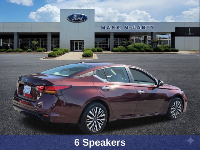 Used 2025 Nissan Altima 2.5 SV FWD image 5