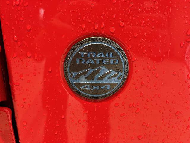 Used 2025 Jeep Wrangler Unlimited Sahara w/ Safety Group AWD/4WD image 33