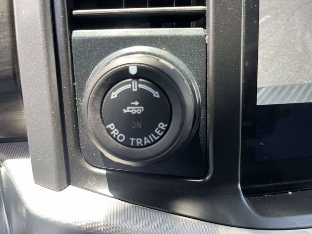 Certified 2025 Ford F150 Lariat w/ Equipment Group 501A Mid AWD/4WD image 18