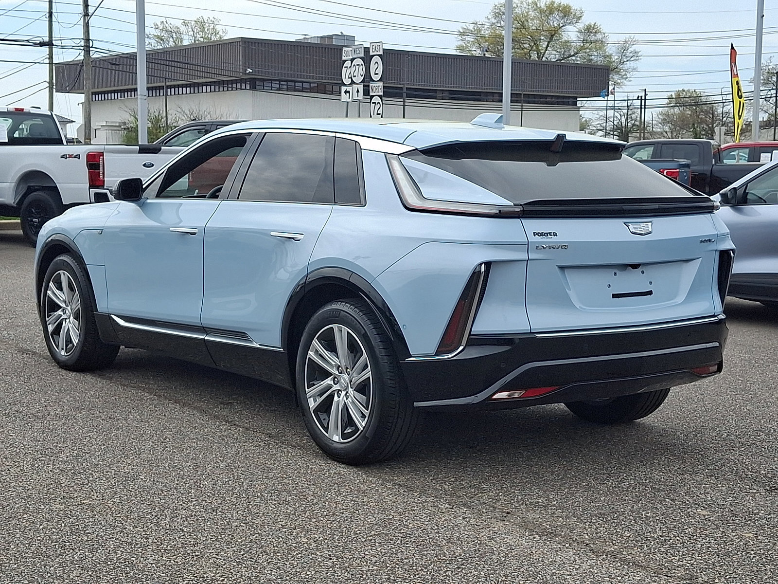 Used 2024 Cadillac Lyriq Tech w/ Driver Assist Package image 4