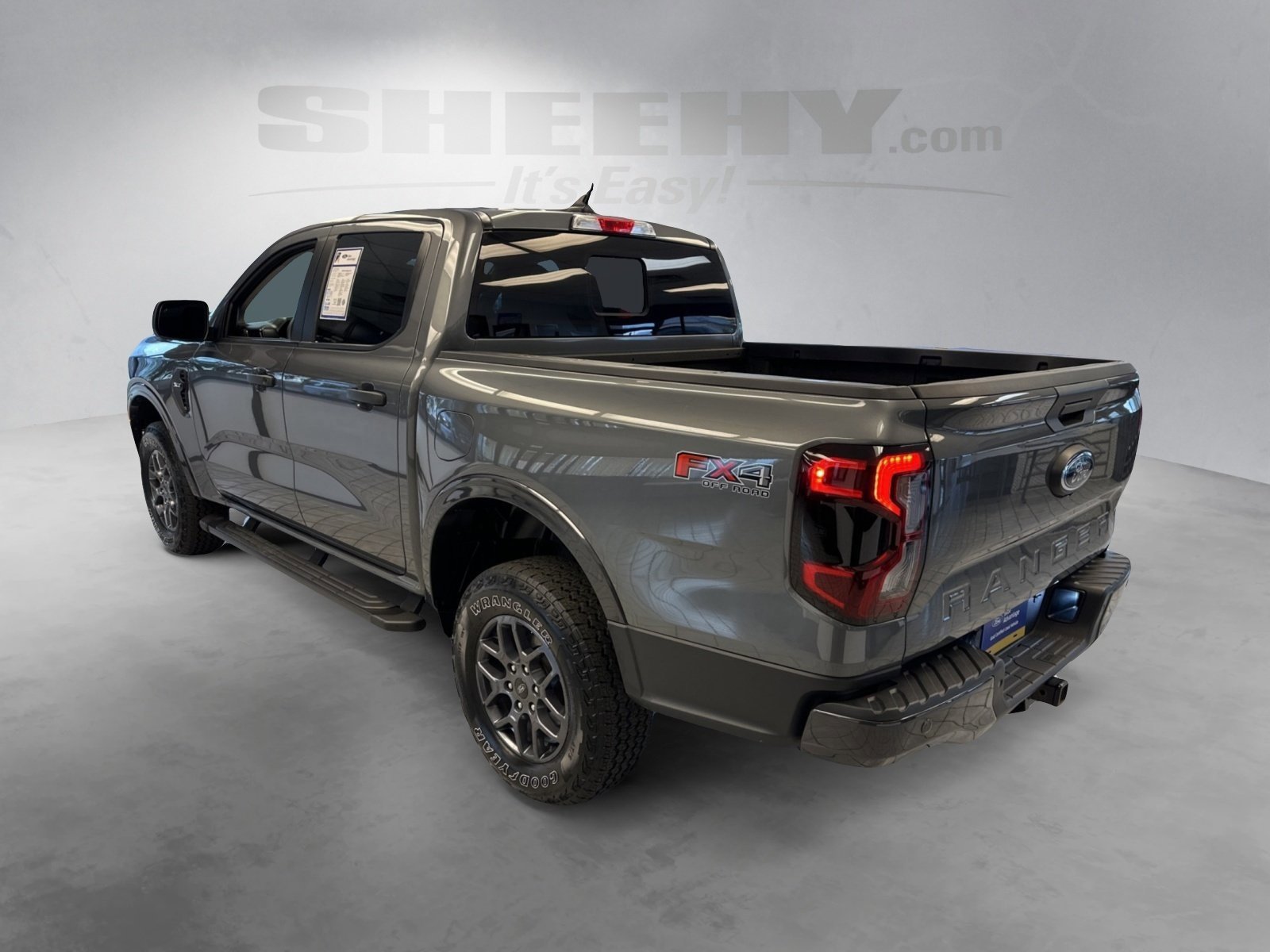 Certified 2024 Ford Ranger XLT w/ FX4 Off-Road Package image 3