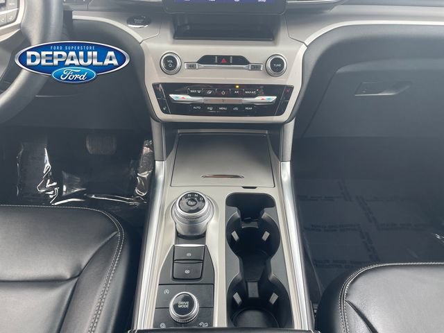 Certified 2023 Ford Explorer XLT w/ Equipment Group 202A AWD/4WD image 14