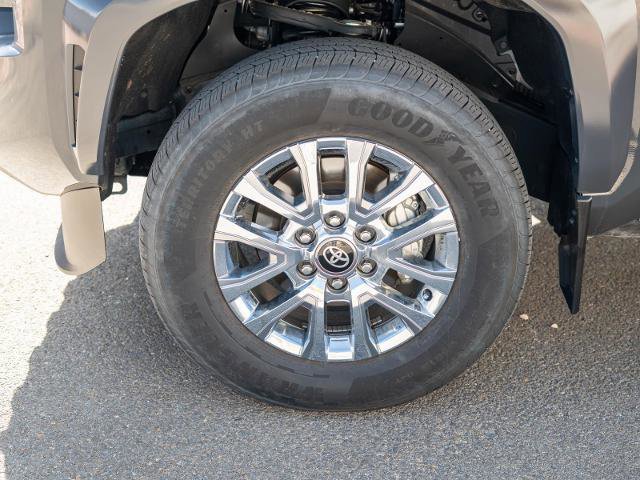 Used 2025 Toyota Tacoma Limited image 14