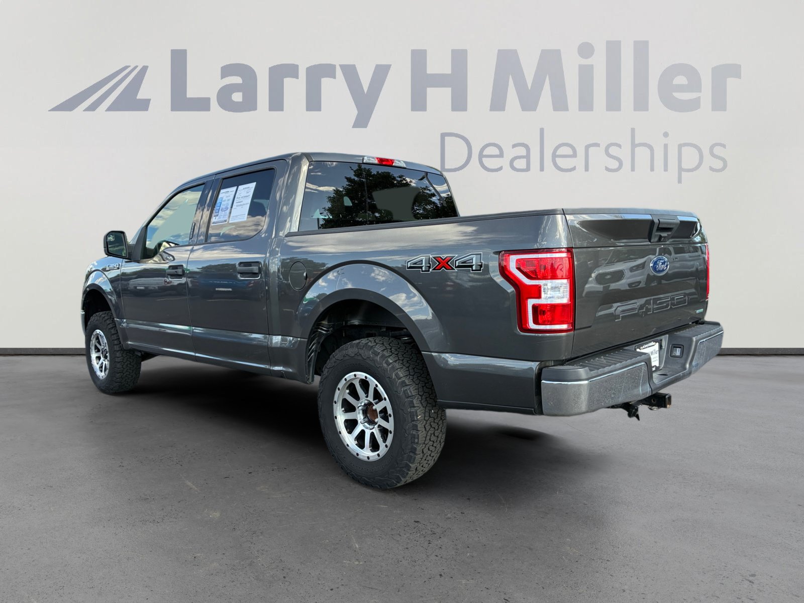 Certified 2018 Ford F150 XLT AWD/4WD image 3