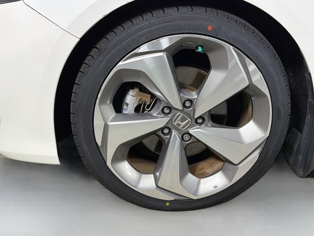 Used 2018 Honda Accord Touring image 37