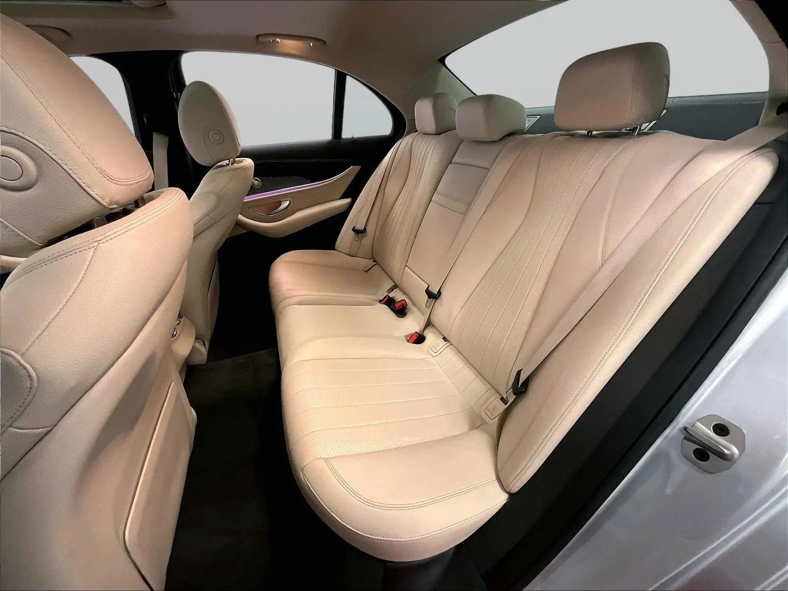 Used 2021 Mercedes-Benz E 350 4MATIC Sedan w/ Premium Package image 25