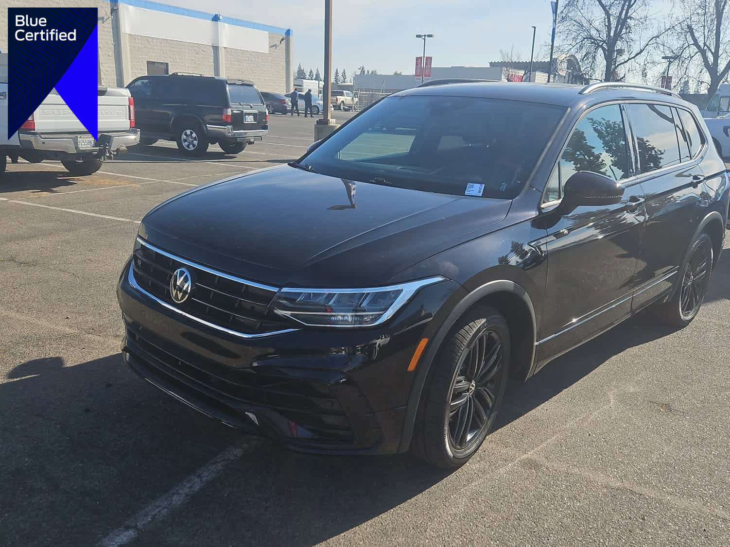 Used 2022 Volkswagen Tiguan SE R-Line