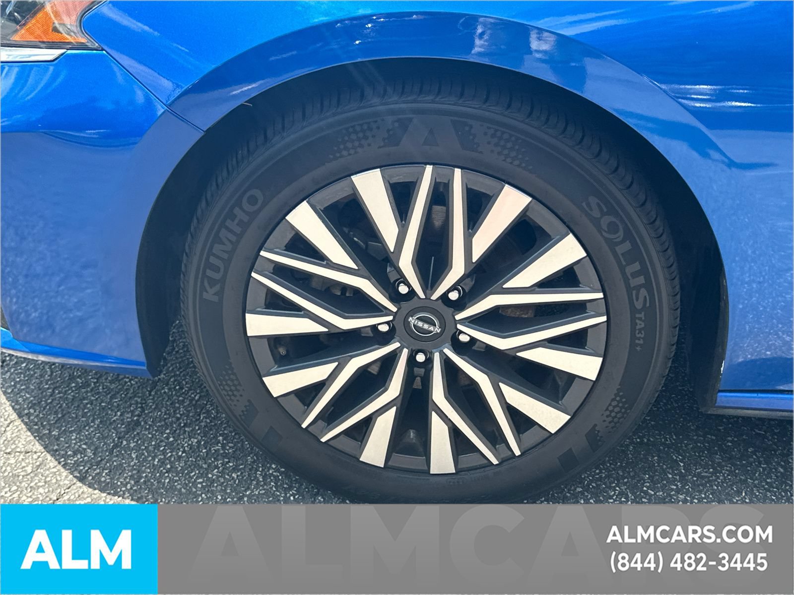 Used 2025 Nissan Altima 2.5 SV FWD image 26
