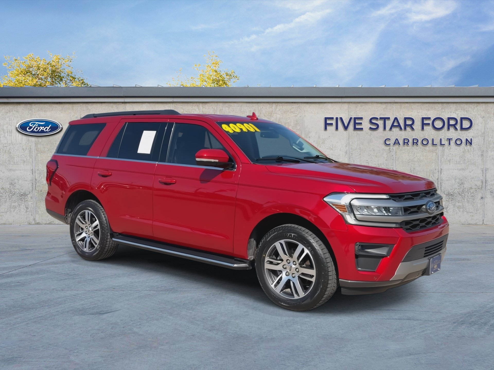 Certified 2022 Ford Expedition XLT RWD image 2