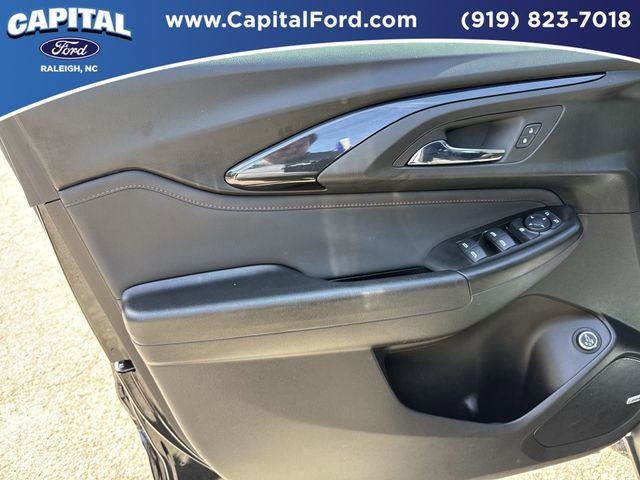 Used 2023 Chevrolet TrailBlazer RS w/ Sun and Liftgate Package image 19