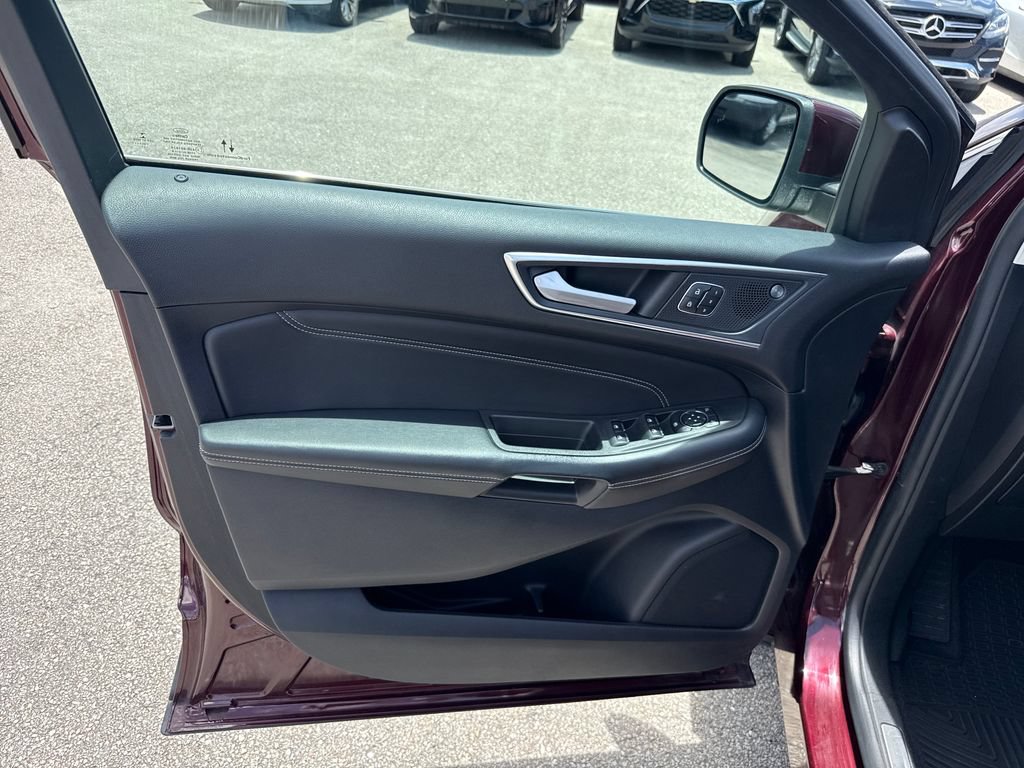Certified 2021 Ford Edge Titanium FWD image 13