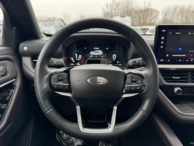 Certified 2025 Ford Explorer Platinum w/ Ultimate Package image 35