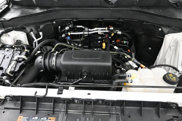 Certified 2024 Ford Explorer XLT w/ Equipment Group 202A AWD/4WD image 34