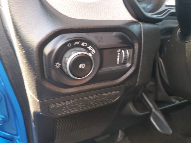 Used 2024 Jeep Wrangler Willys image 13