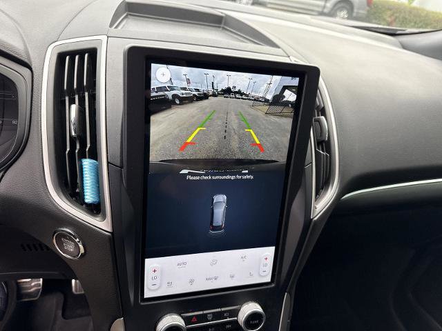 Certified 2022 Ford Edge ST-Line w/ Class II Trailer Tow Package AWD/4WD image 8