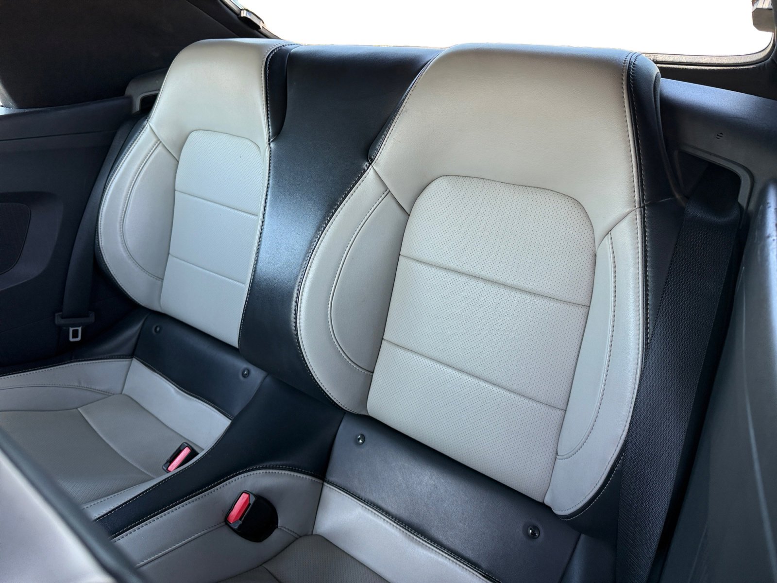 Certified 2024 Ford Mustang Premium RWD image 16