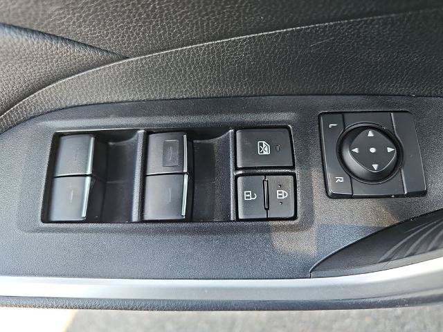 Used 2025 Toyota RAV4 XLE FWD image 27