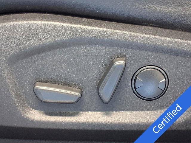 Certified 2024 Ford Edge Titanium AWD/4WD image 4