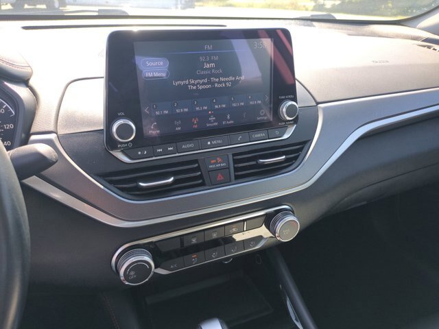 Used 2024 Nissan Altima 2.5 SR FWD image 22