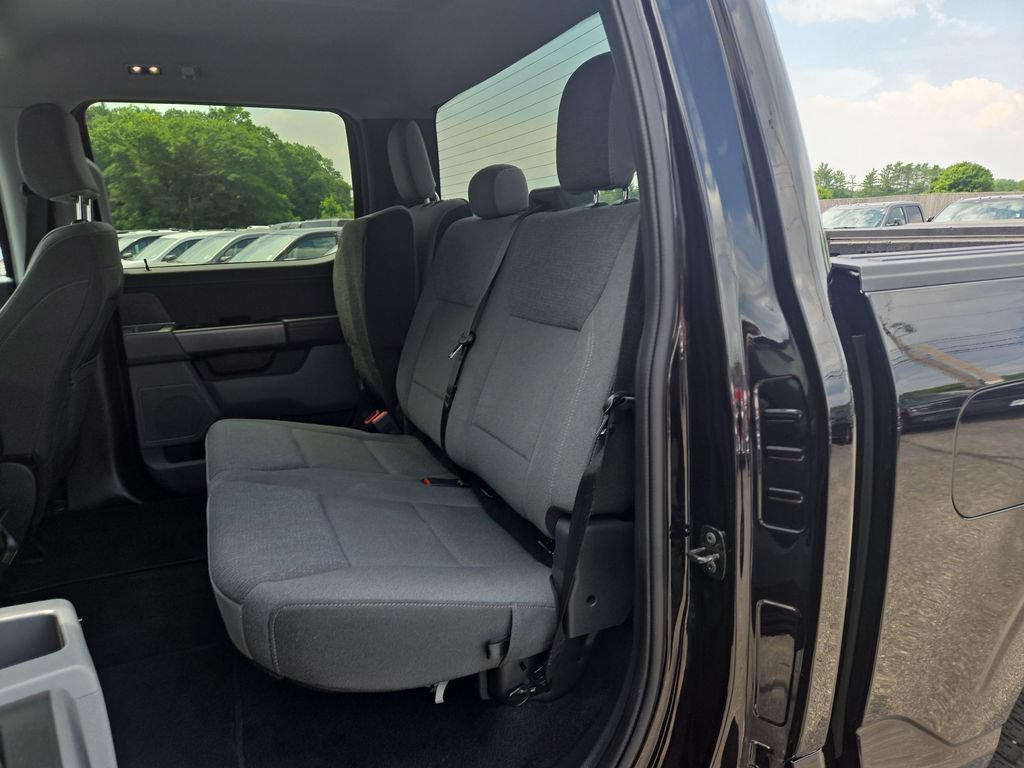 Certified 2025 Ford F150 XLT w/ Equipment Group 301A Standard AWD/4WD image 4