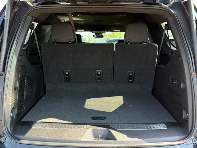 Used 2025 GMC Yukon XL Denali AWD/4WD image 31