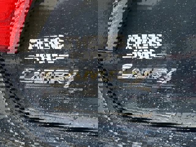 Used 2017 Toyota Camry XLE image 9