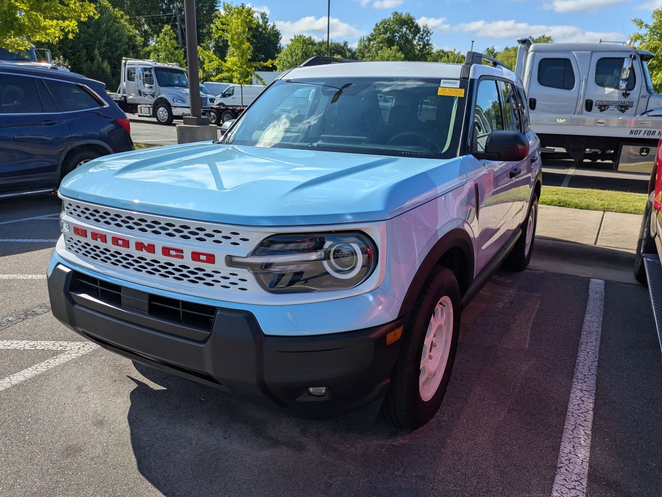 Certified 2025 Ford Bronco Sport Heritage w/ Convenience Package AWD/4WD image 3