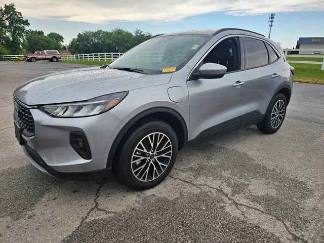 Certified 2024 Ford Escape SE FWD image 3