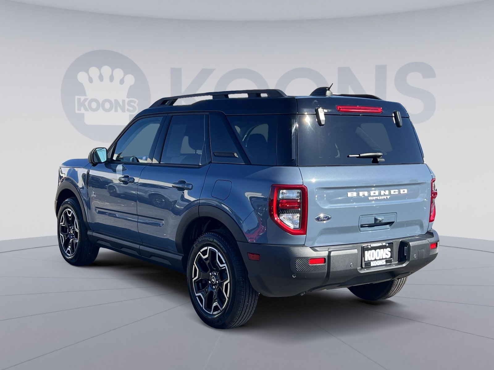 Certified 2025 Ford Bronco Sport Outer Banks w/ Outer Banks Tech Package+ AWD/4WD image 8