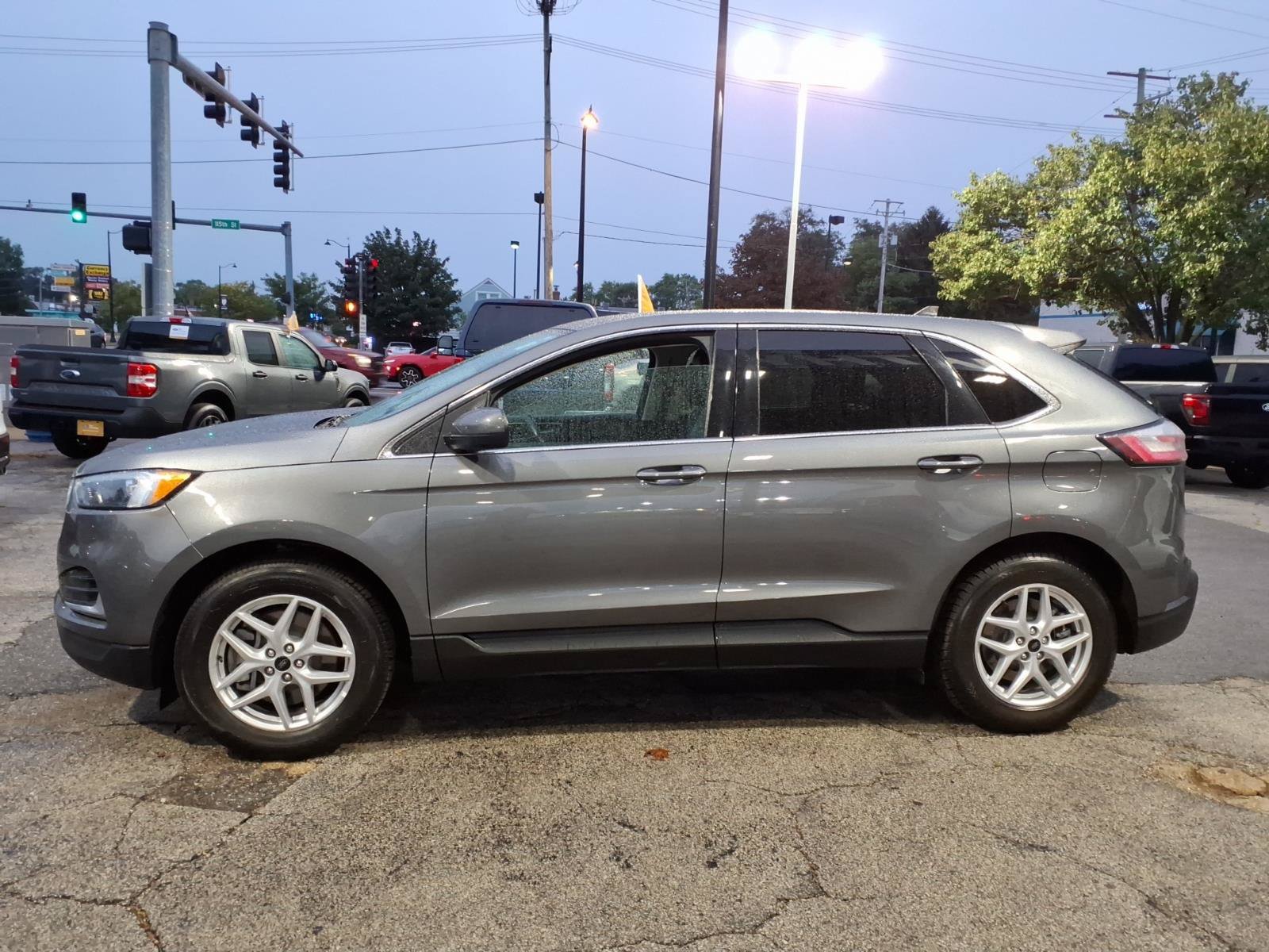 Certified 2024 Ford Edge SEL AWD/4WD image 6