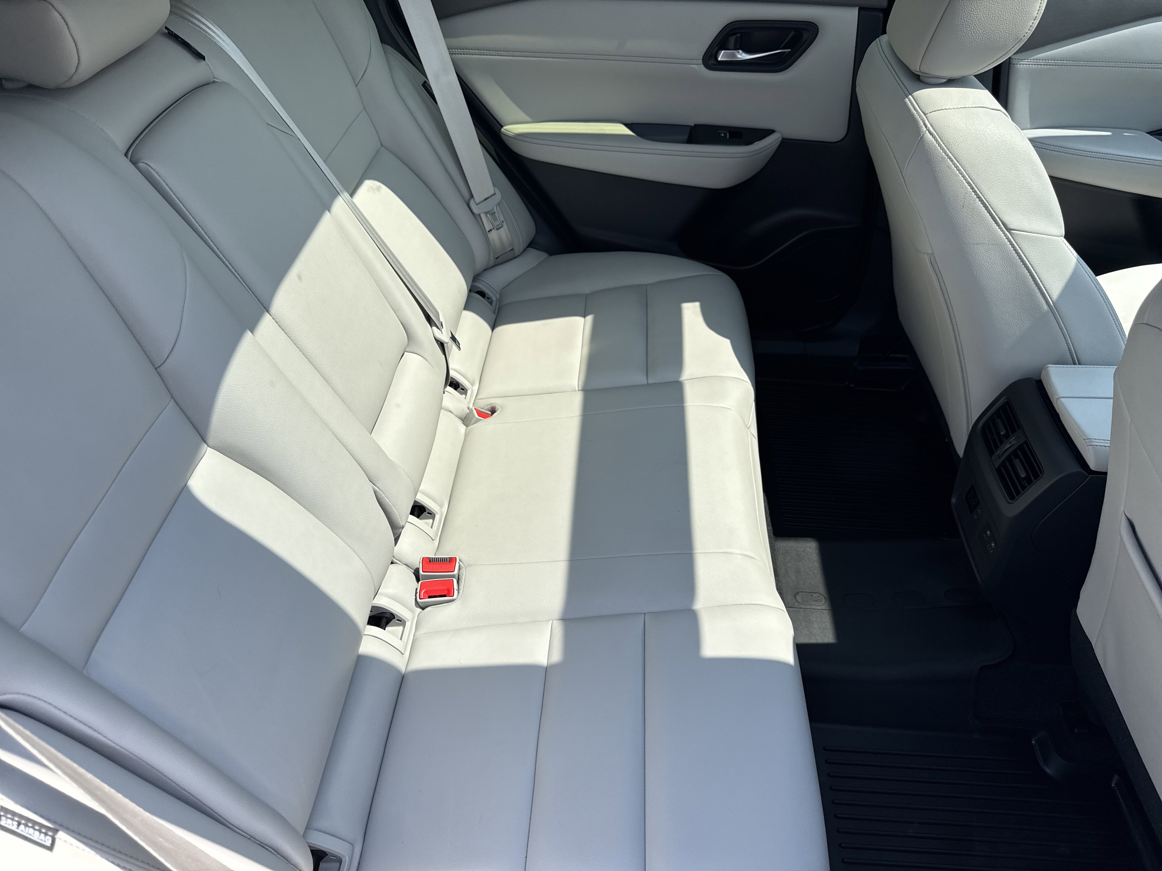 Used 2023 Nissan Rogue SL w/ SL Premium Package FWD image 19
