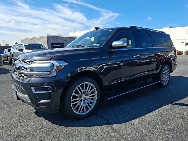 Certified 2024 Ford Expedition Max Platinum AWD/4WD image 3