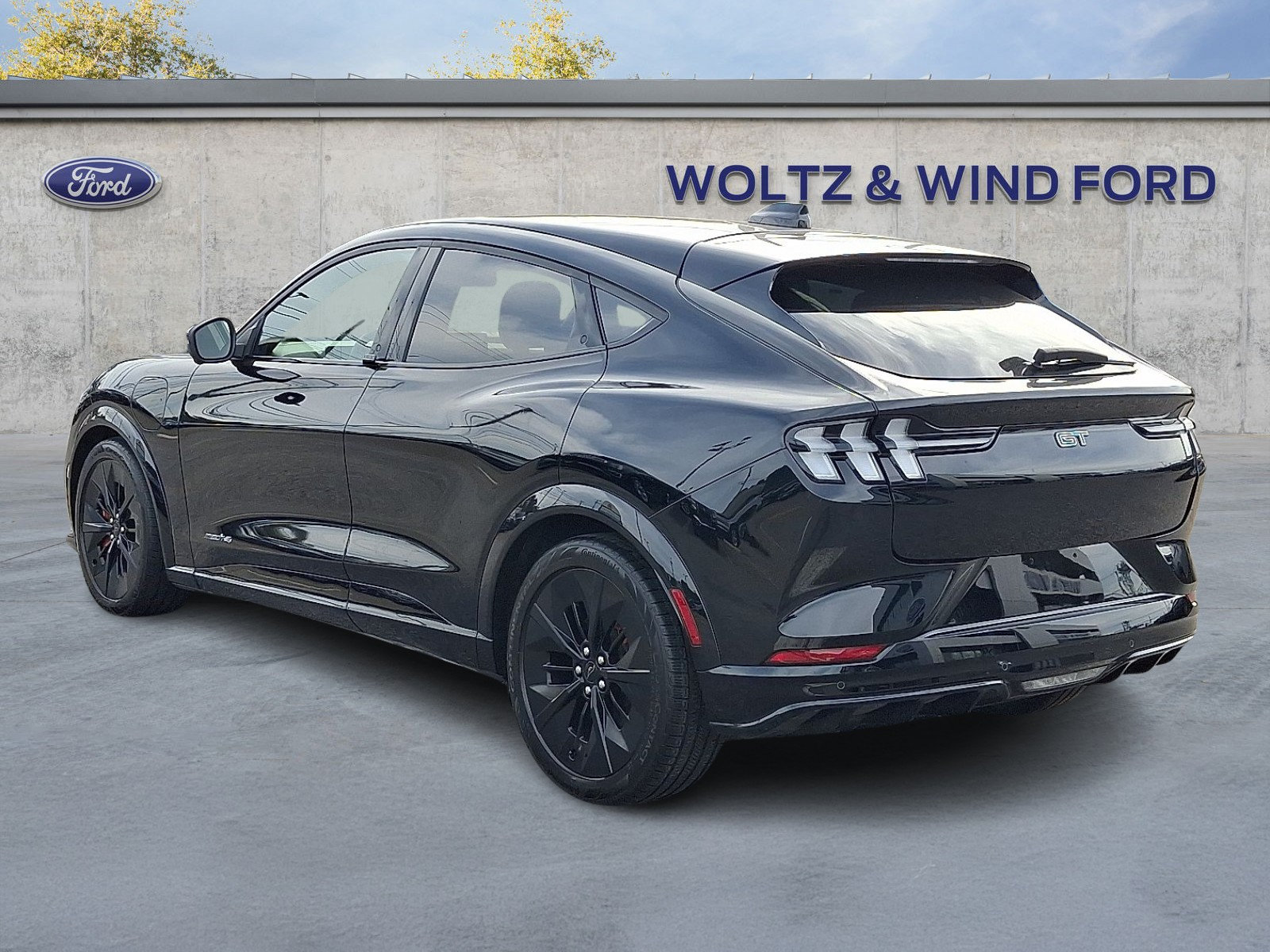 Certified 2025 Ford Mustang Mach-E GT AWD/4WD image 4