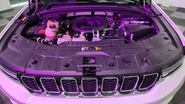 Used 2024 Jeep Grand Cherokee Limited 4xe image 23