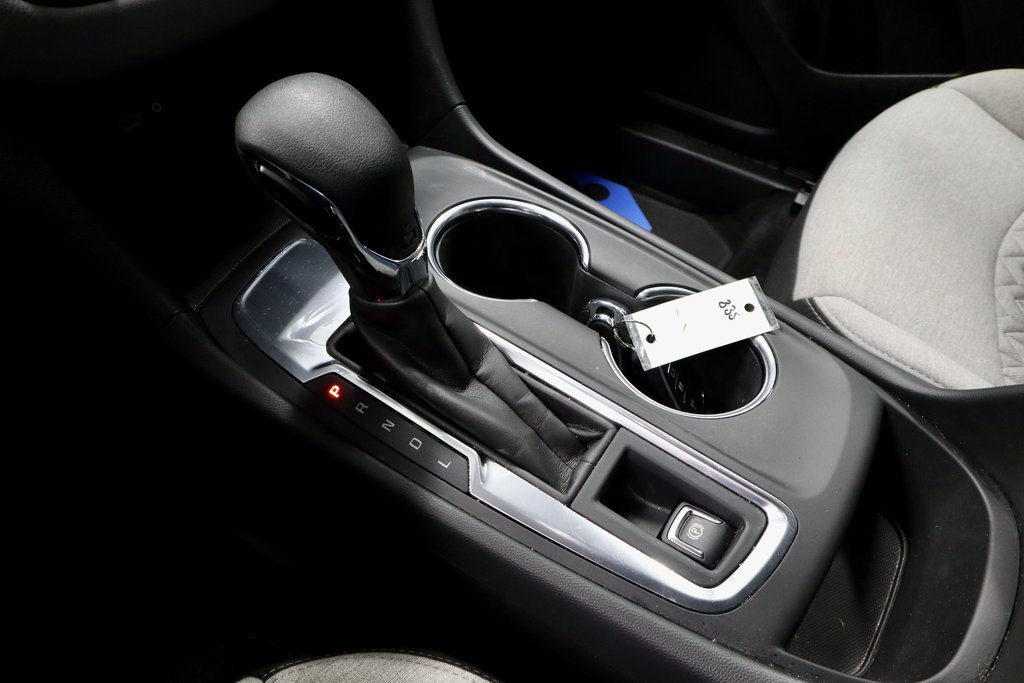 Used 2024 Chevrolet Equinox LS image 33