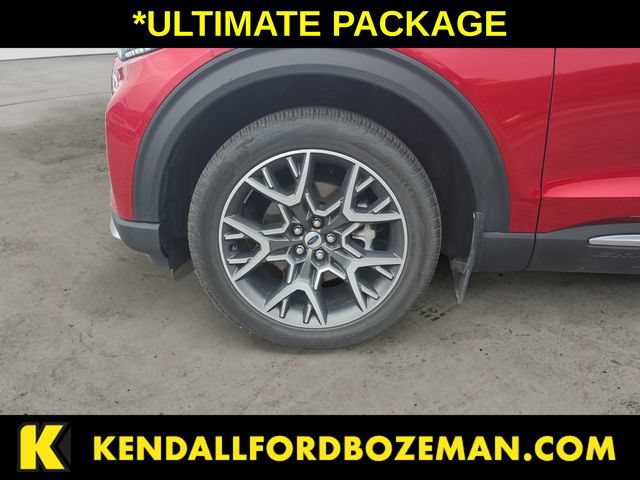 Certified 2025 Ford Explorer Platinum w/ Ultimate Package AWD/4WD image 9