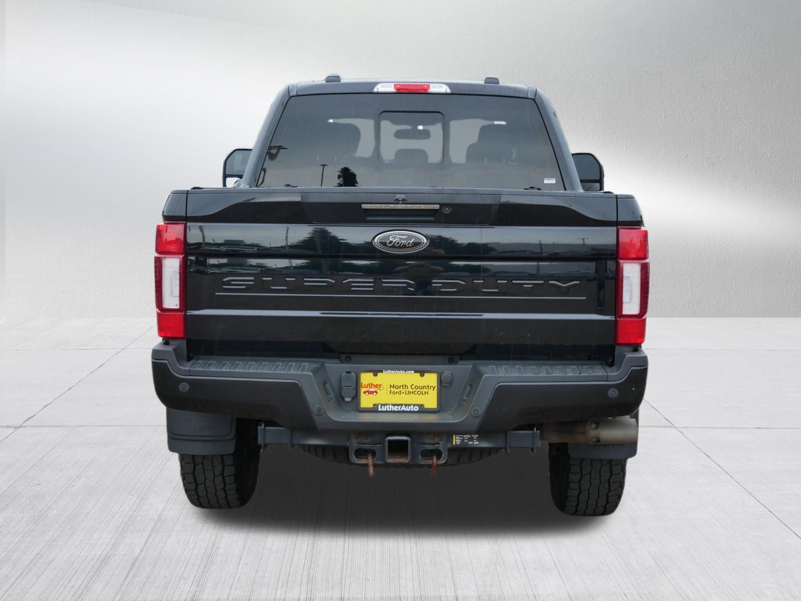 Certified 2022 Ford F250 Lariat w/ Tremor Off-Road Package AWD/4WD image 6