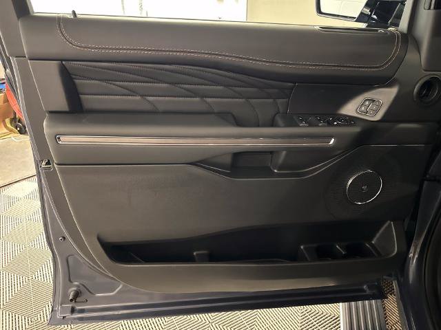 Certified 2023 Ford Expedition Max Platinum AWD/4WD image 18
