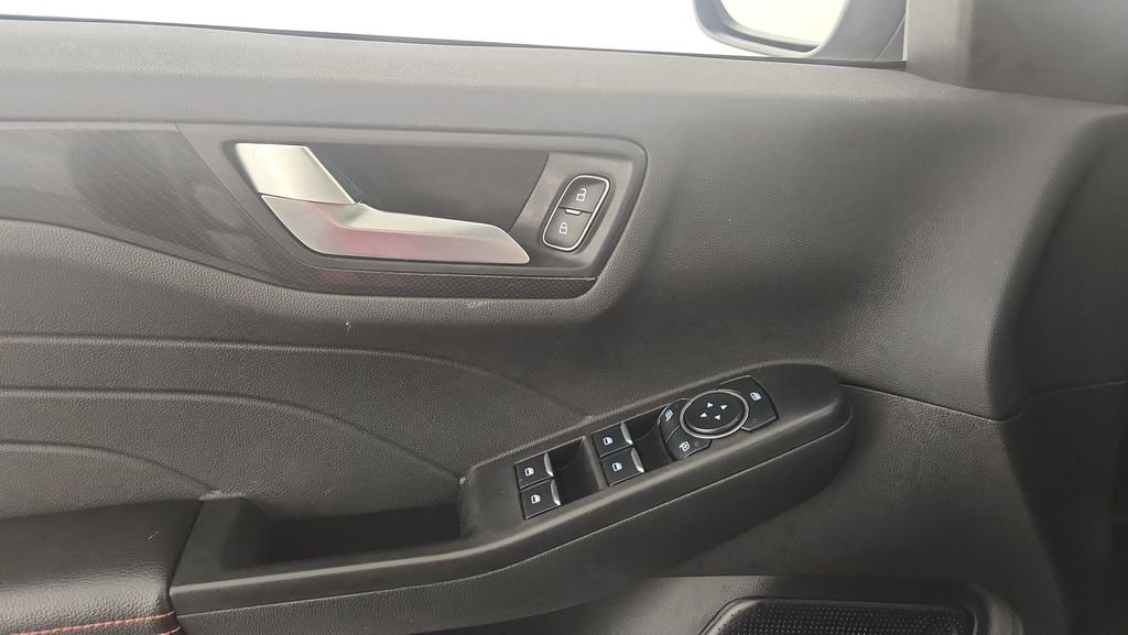 Certified 2023 Ford Escape ST-Line w/ Tech Pack #1 image 14