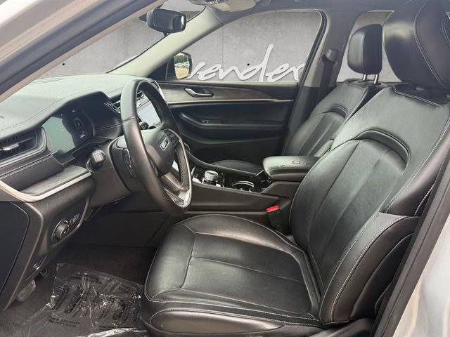 Used 2021 Jeep Grand Cherokee L Limited RWD image 20