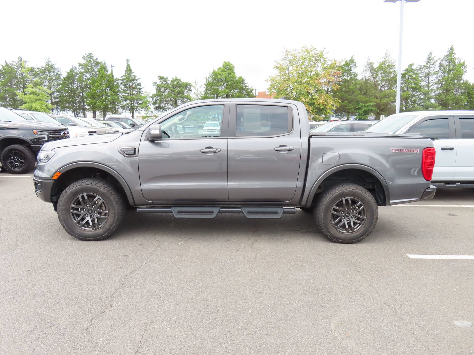 Certified 2022 Ford Ranger Lariat w/ Tremor Off-Road Package AWD/4WD image 8
