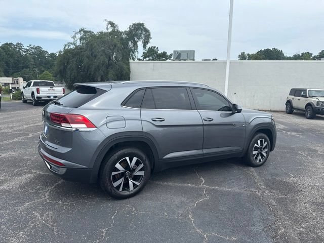 Used 2020 Volkswagen Atlas Cross Sport SE AWD/4WD image 3