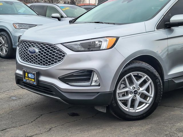 Certified 2023 Ford Edge SEL w/ Convenience Package image 2