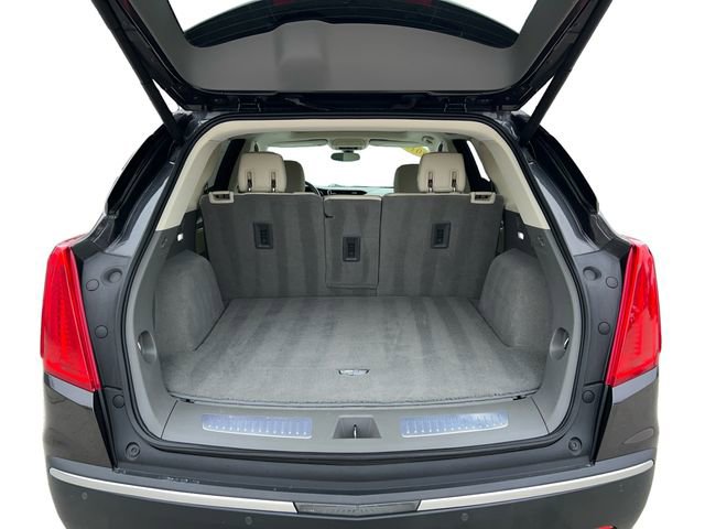 Used 2018 Cadillac XT5 Luxury image 18