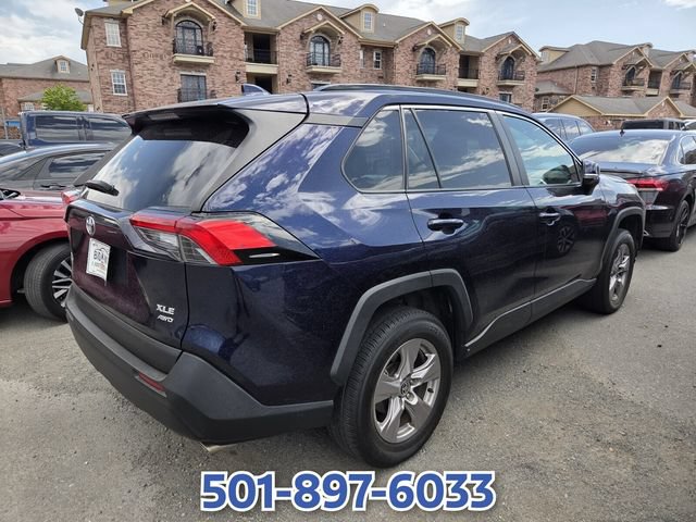 Used 2022 Toyota RAV4 XLE AWD/4WD image 3