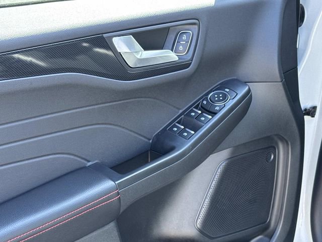 Certified 2025 Ford Escape ST-Line w/ Tech Pack #1 image 16